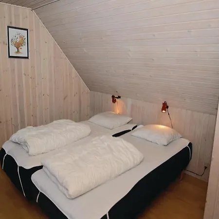 Holiday 40 With Sauna * ブラーバンド
